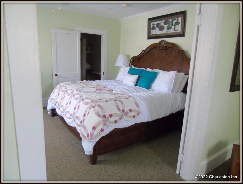 The Charleston Inn Hendersonville Nc Экстерьер фото