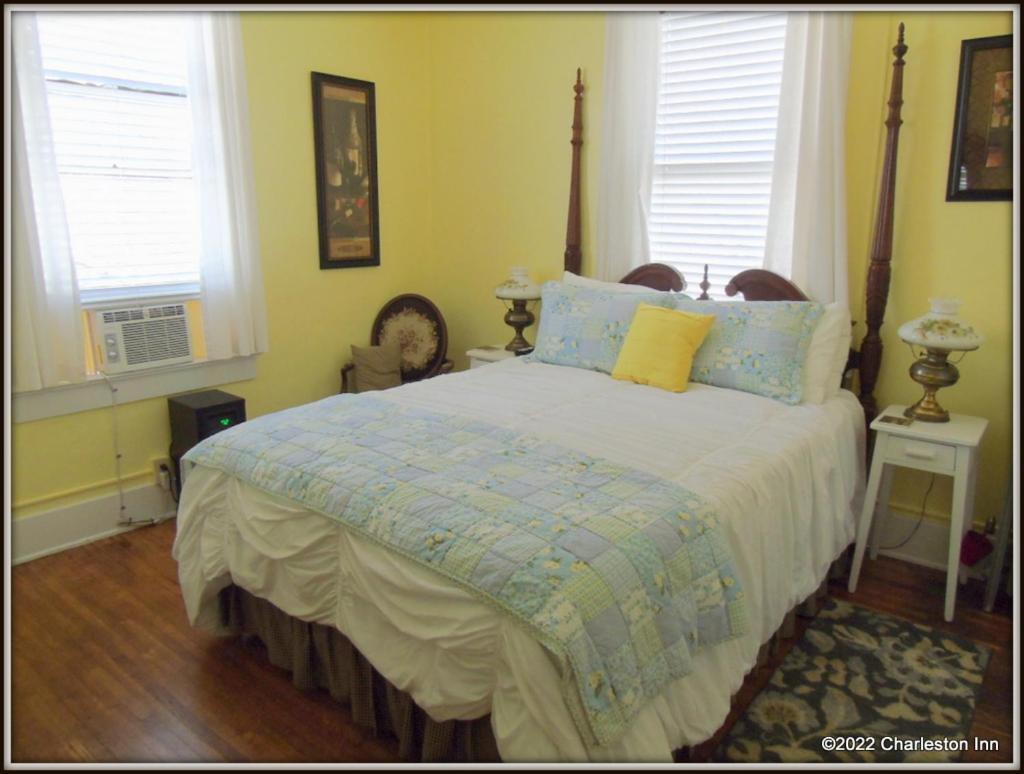 The Charleston Inn Hendersonville Nc Экстерьер фото