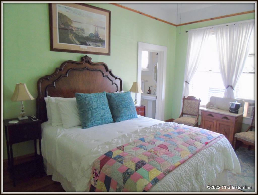 The Charleston Inn Hendersonville Nc Экстерьер фото