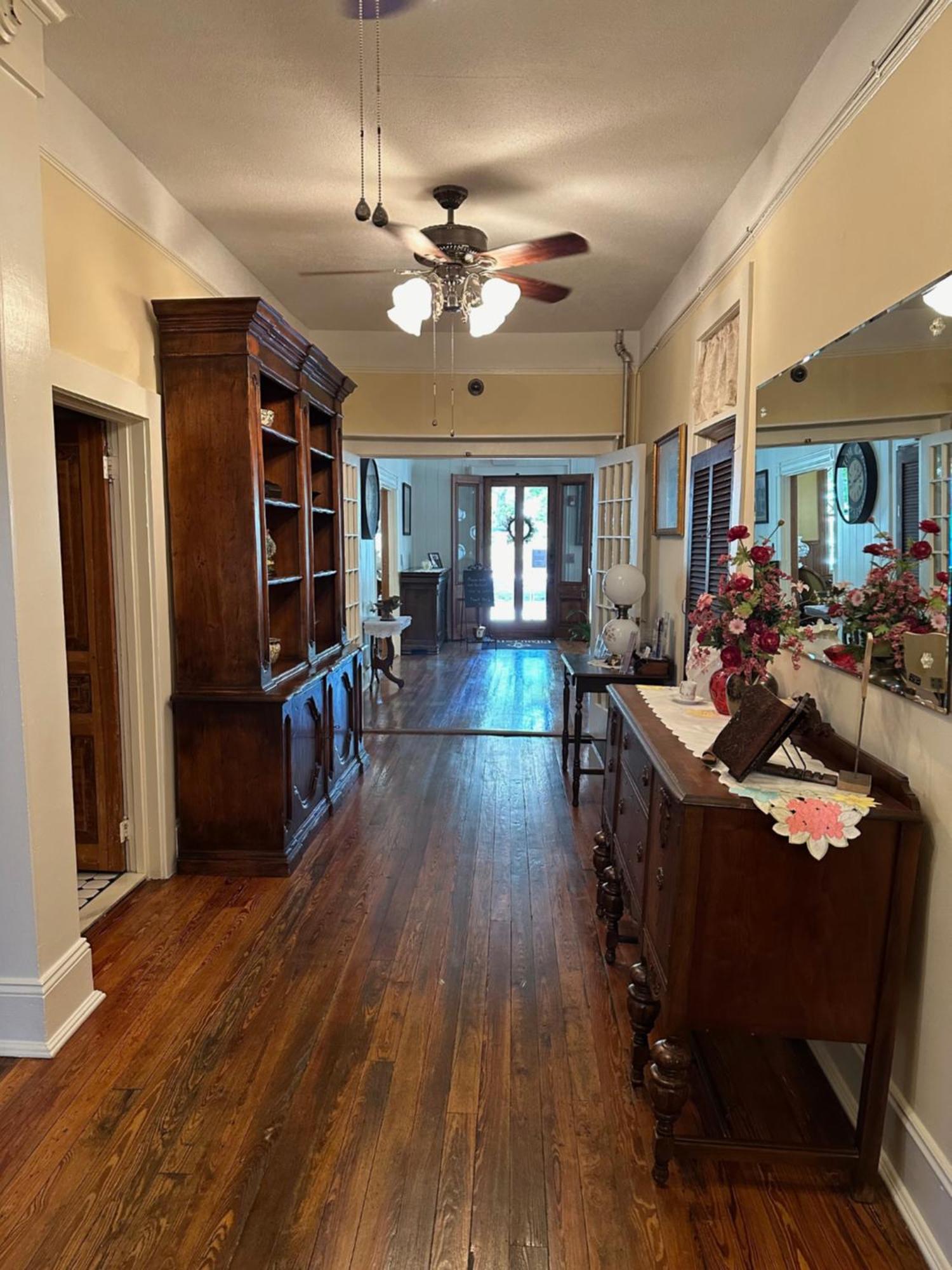 The Charleston Inn Hendersonville Nc Экстерьер фото